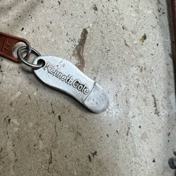 Kenneth Cole Football Inspired Small Crossbody Leather Bag Made in India - Picture 7 of 7